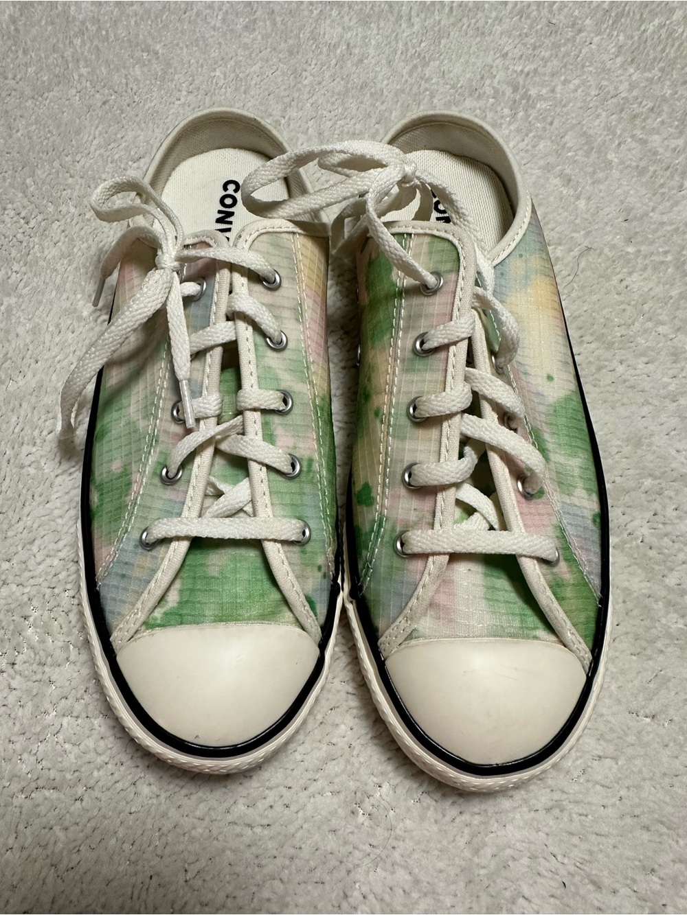 Converse women Low-Top Sneakers in Pastel Tie-Dye Green & Pink